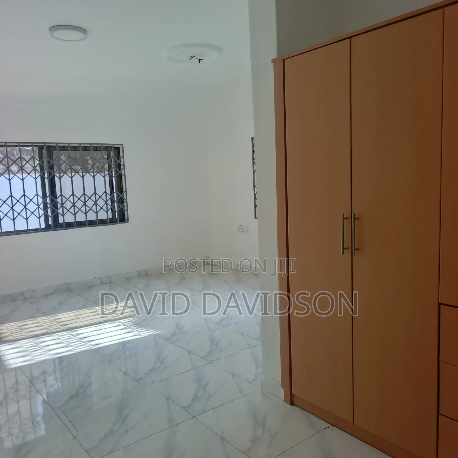 4bdrm Mansion in 4 Bedroom Self, Tema Metropolitan for rent