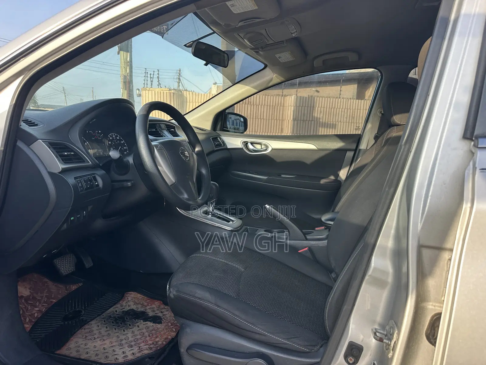 Nissan Sentra SL 4dr Sedan (1.8L 4cyl CVT) 2015 Gray