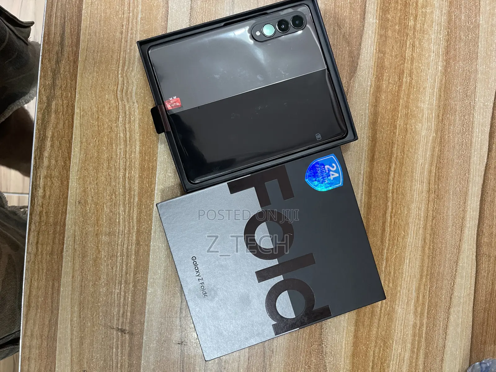New Samsung Galaxy Z Fold4 256 GB Gray