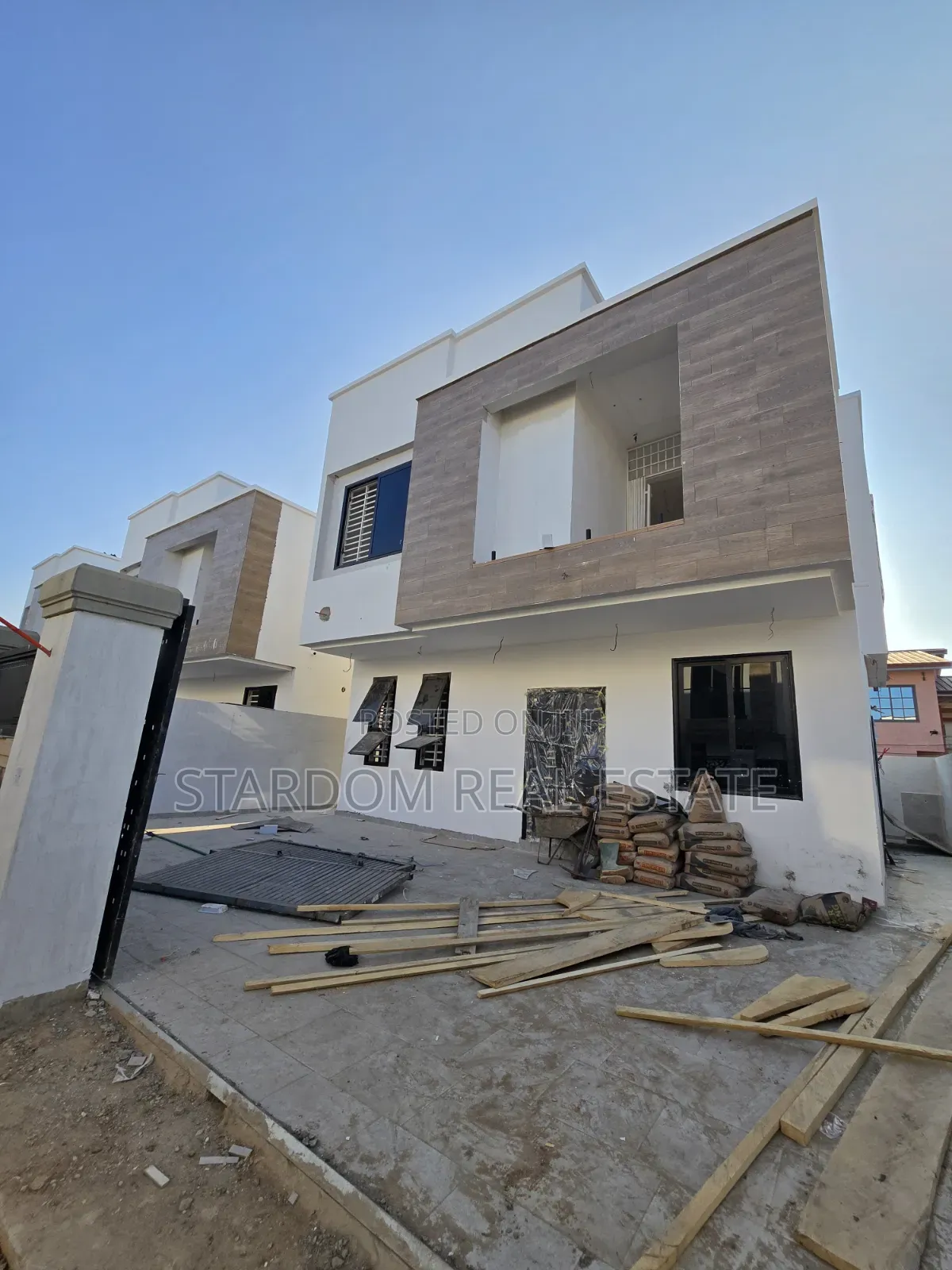 3bdrm Duplex in Spintex Road, Baatsona Total for sale