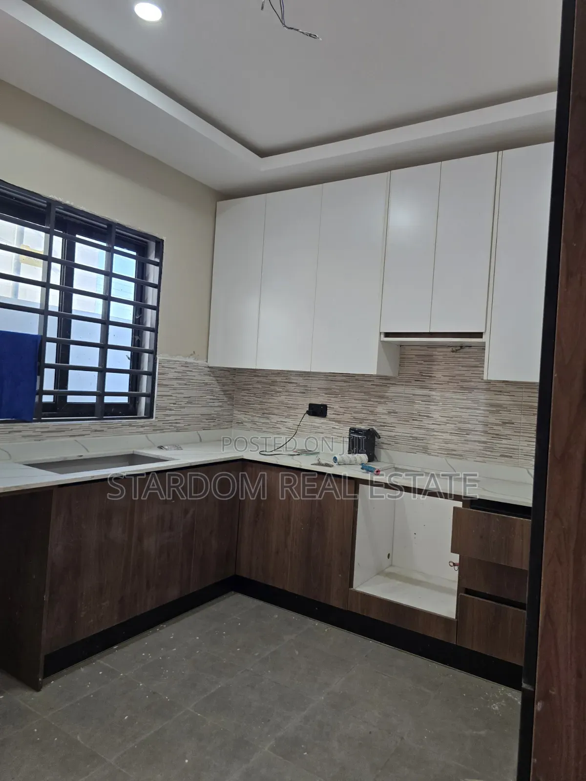 3bdrm Duplex in Spintex Road, Baatsona Total for sale