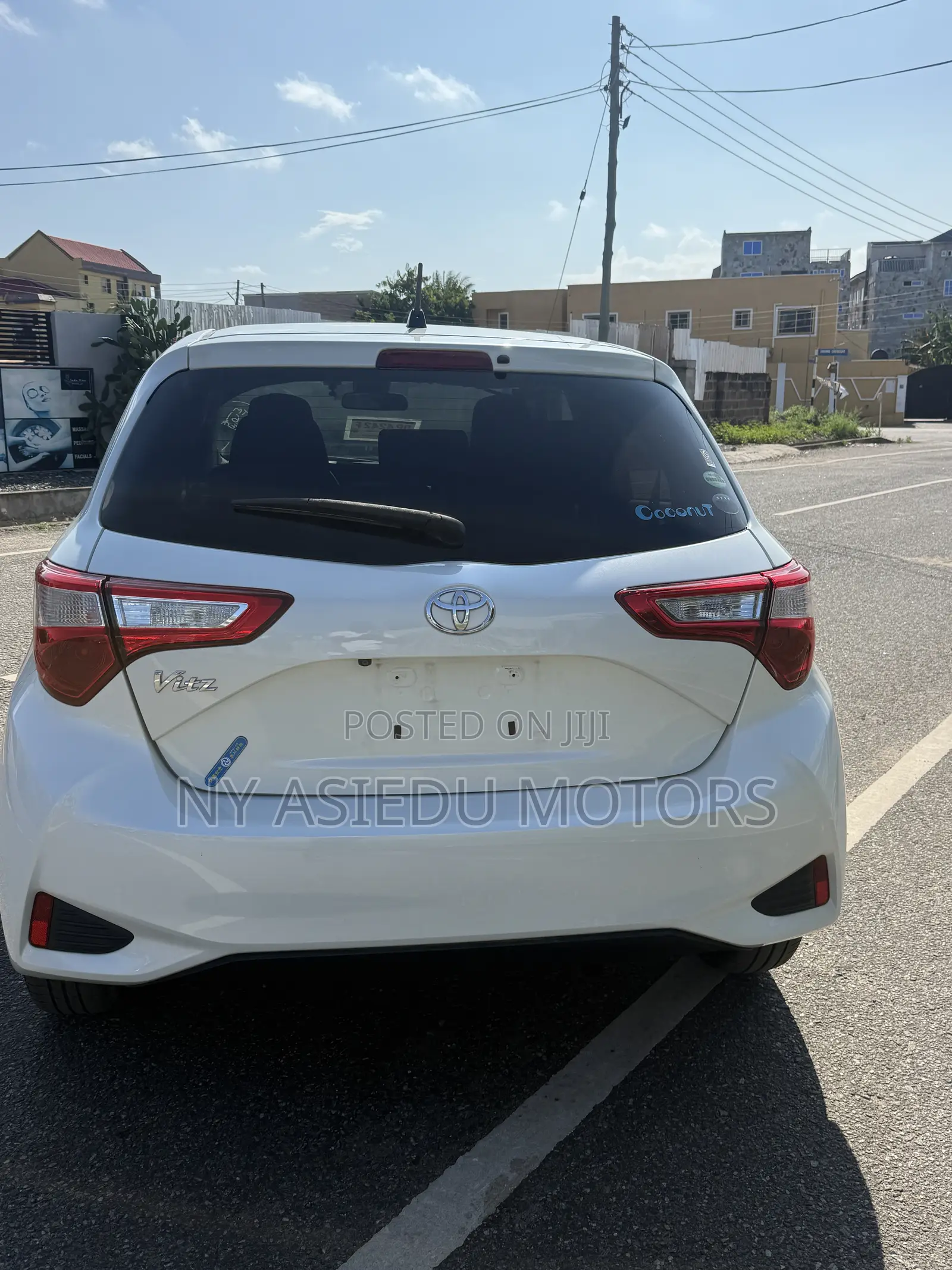 Toyota Vitz 1.3 FWD 5dr 2017 White