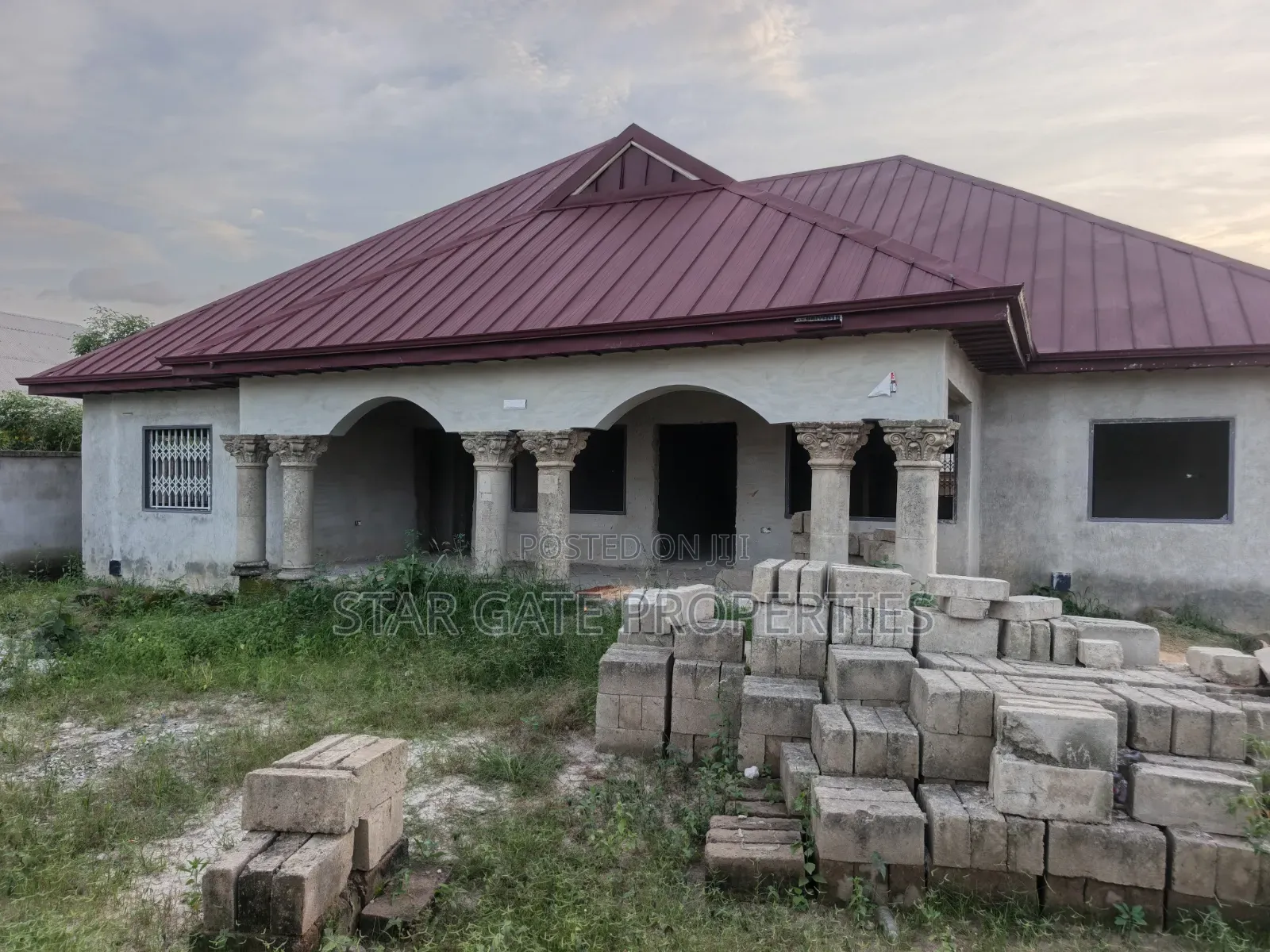 5bdrm House in Kumasi Metropolitan for sale