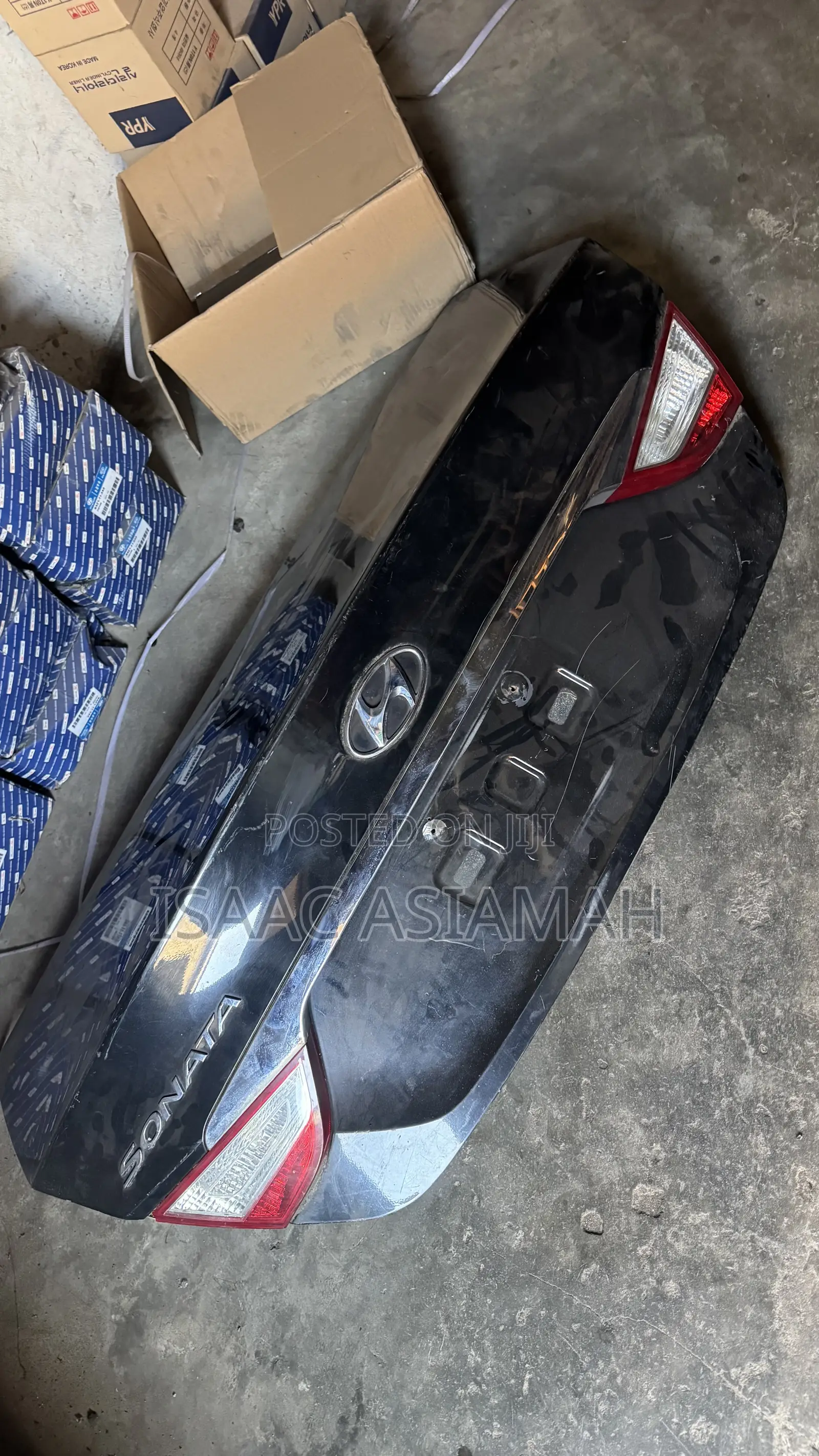 Hyundai Sonata 2011,2012,2013,2014 Boot / Tailgate Complete