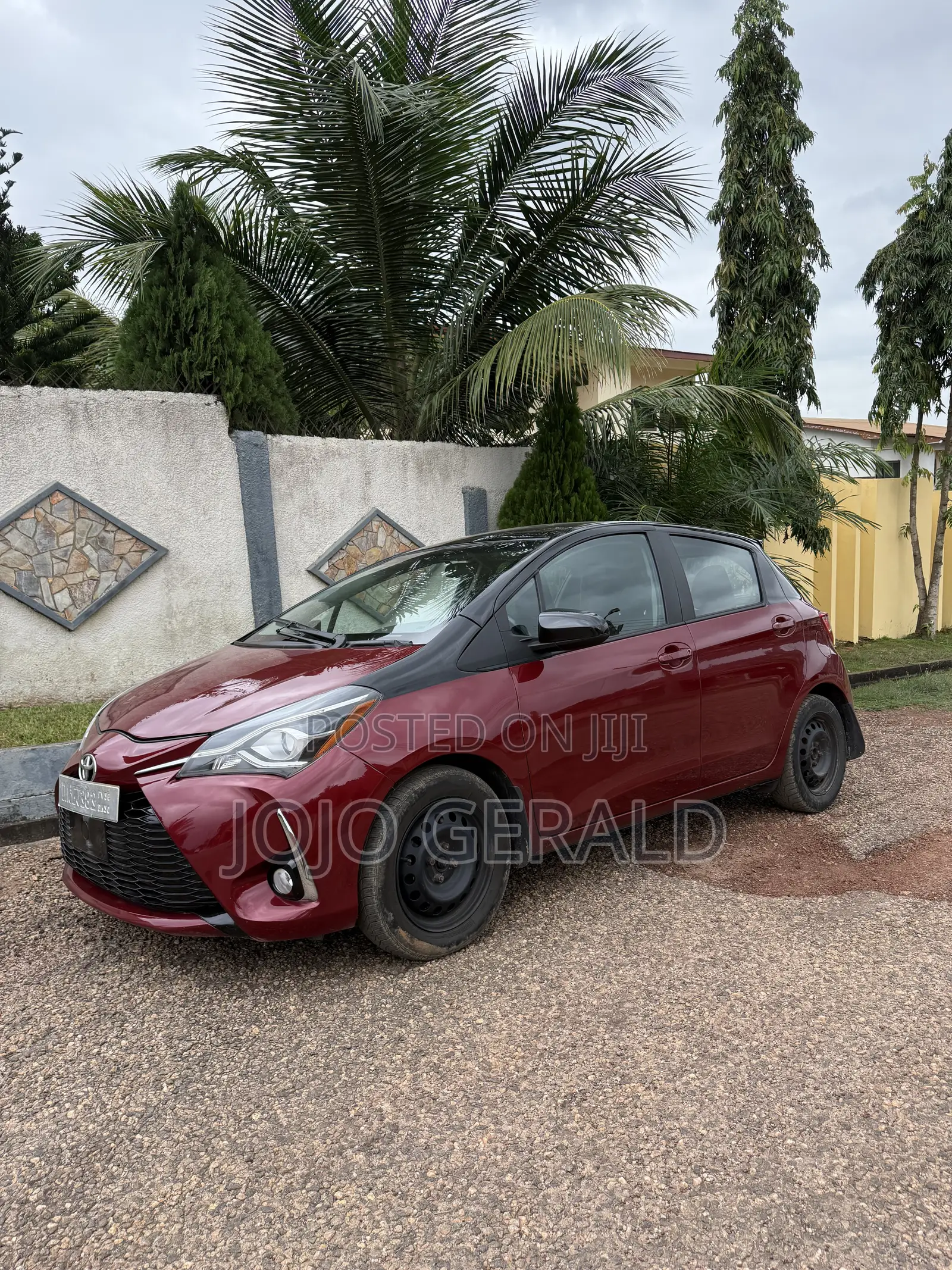 Toyota Yaris 2018 Burgundy