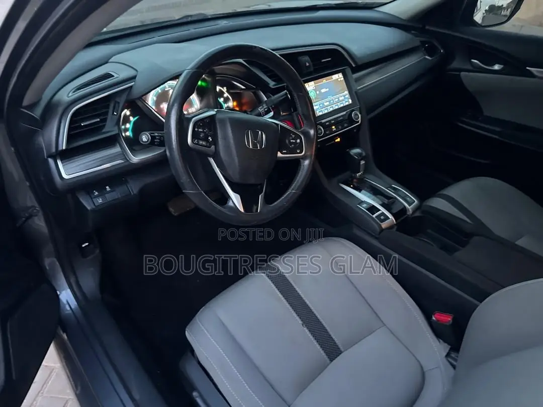Honda Civic EX Sedan 2020 Gray