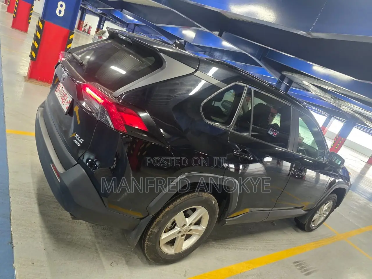 Toyota RAV4 XLE 2022 Black