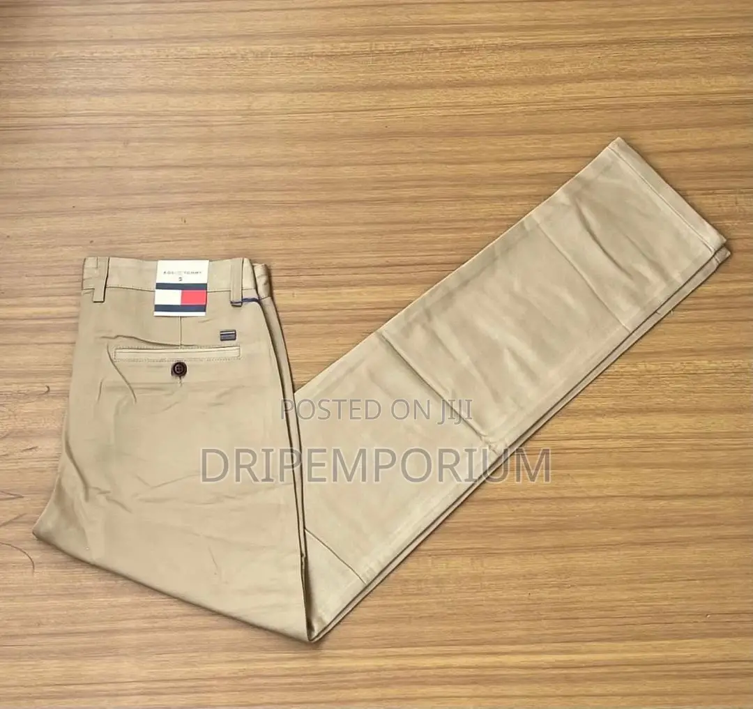 Tommy Khaki Chino!