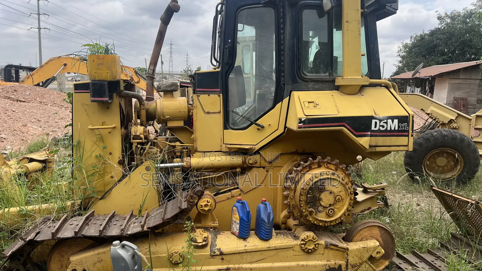 Caterpillar (CAT) D5M XL Crawler Dozer