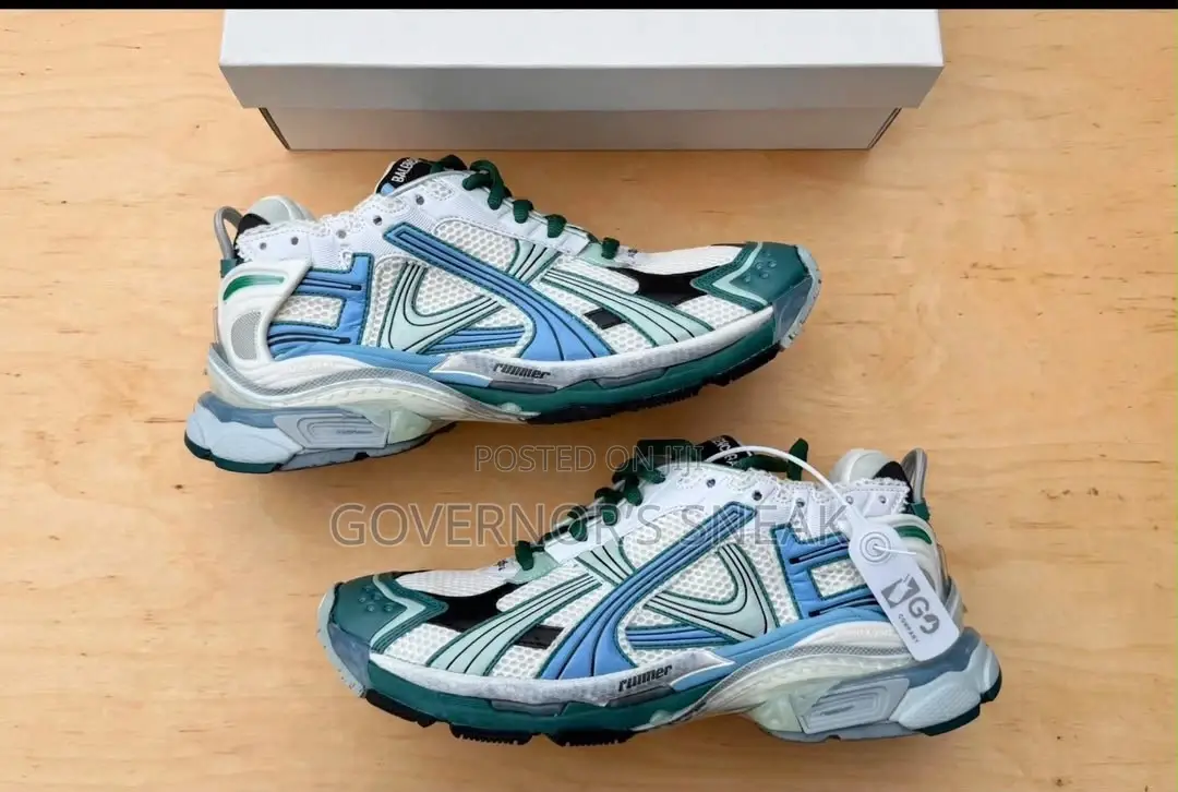 Balenciaga Runner