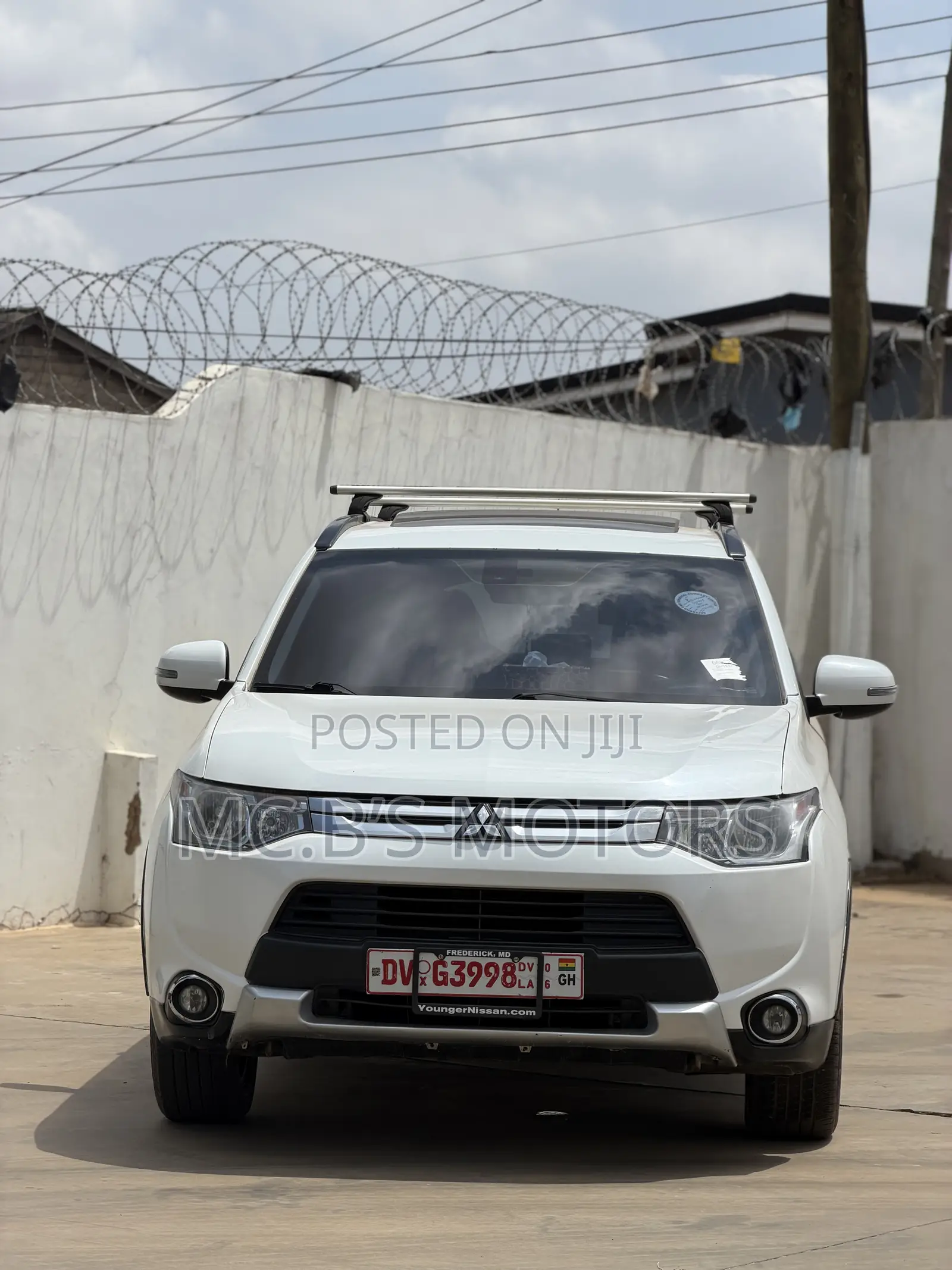 Mitsubishi Outlander 2016 White