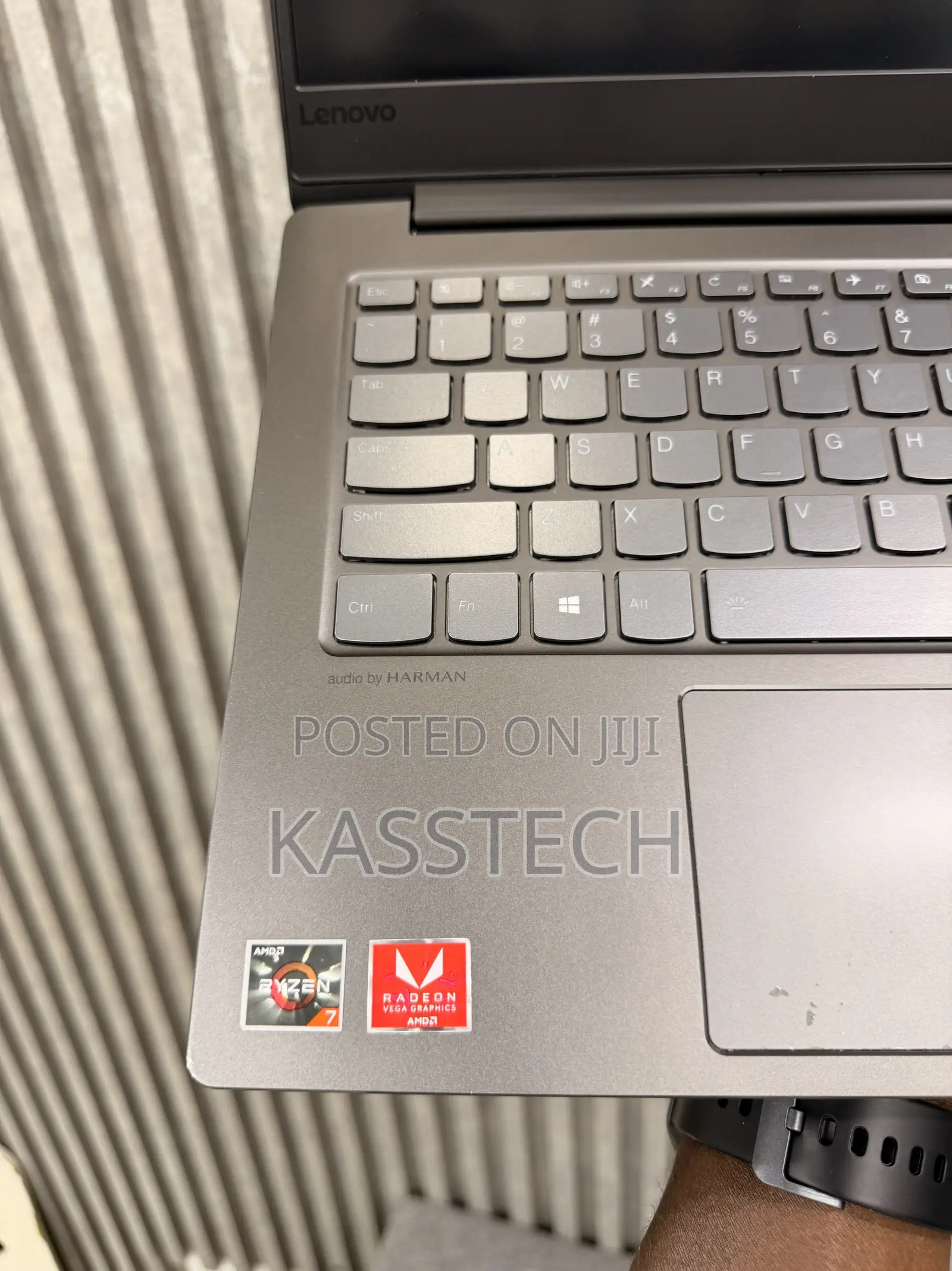 Laptop Lenovo IdeaPad 530S 8GB AMD Ryzen 7 SSD 256GB