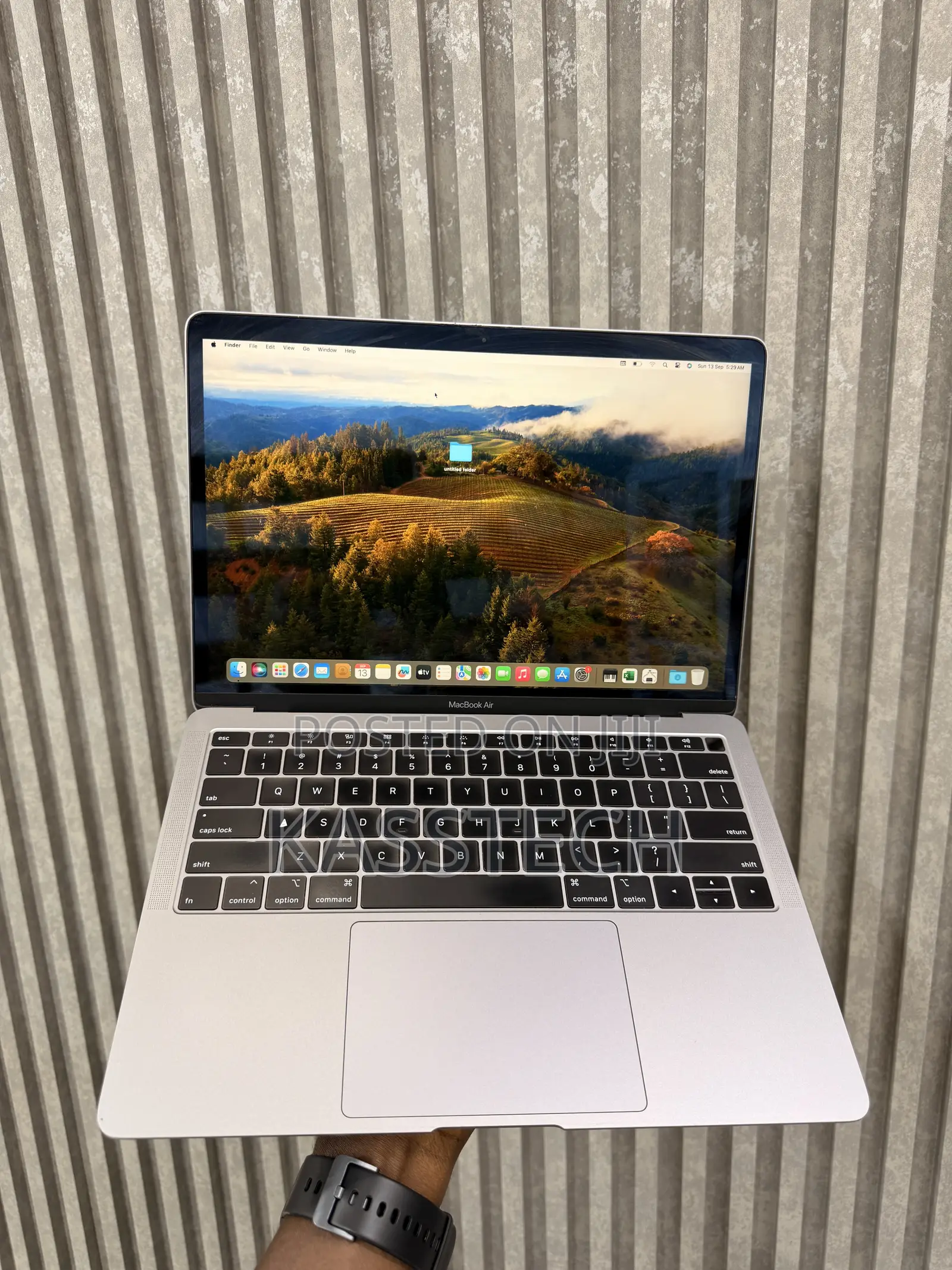 Laptop Apple MacBook Air 2019 8GB Intel Core i5 SSD 128GB