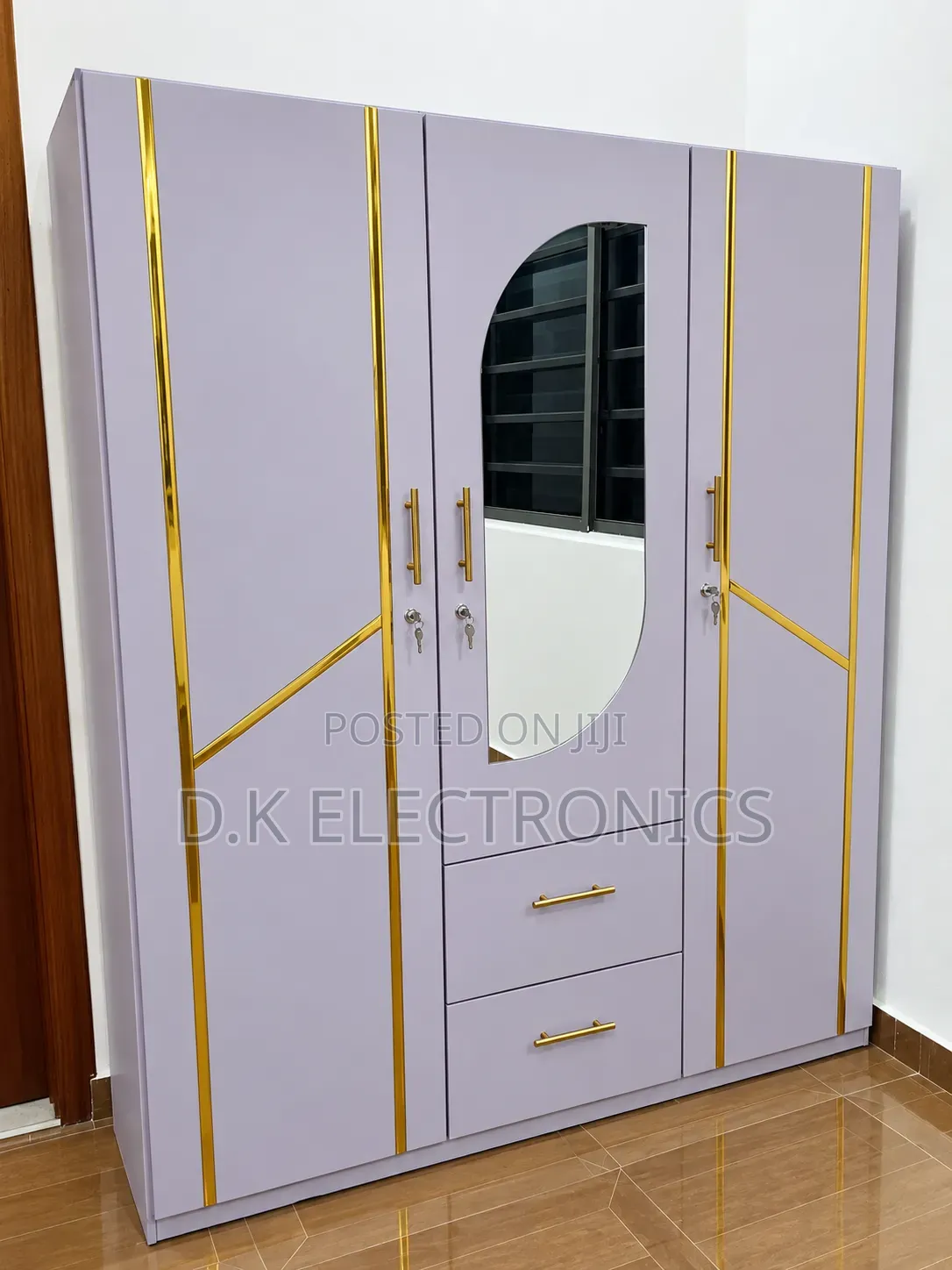 New 3 Doors White and Gold Wardrobe for Sale