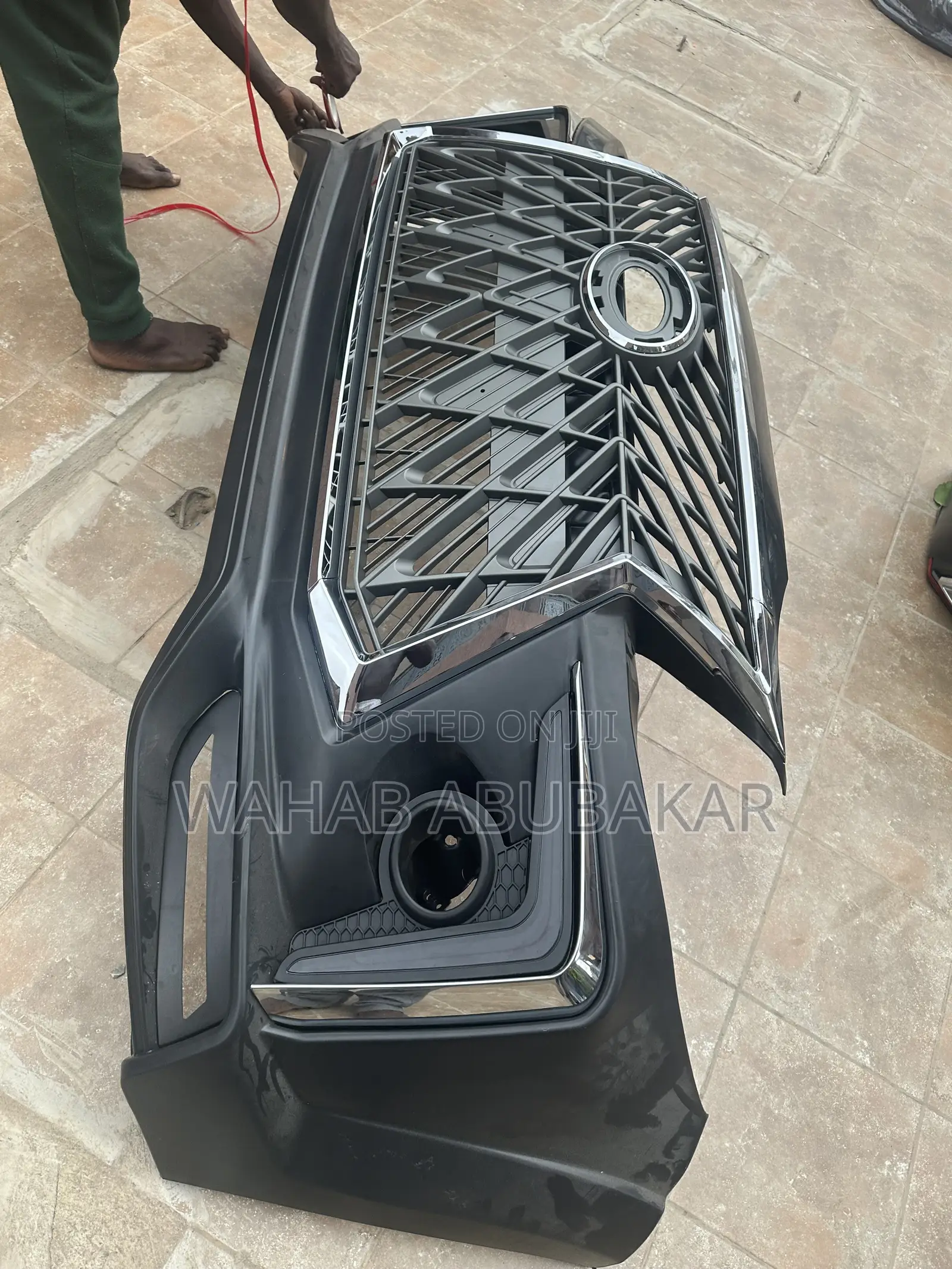 Toyota Fortuner 2012 Front Bumper Complete Spec