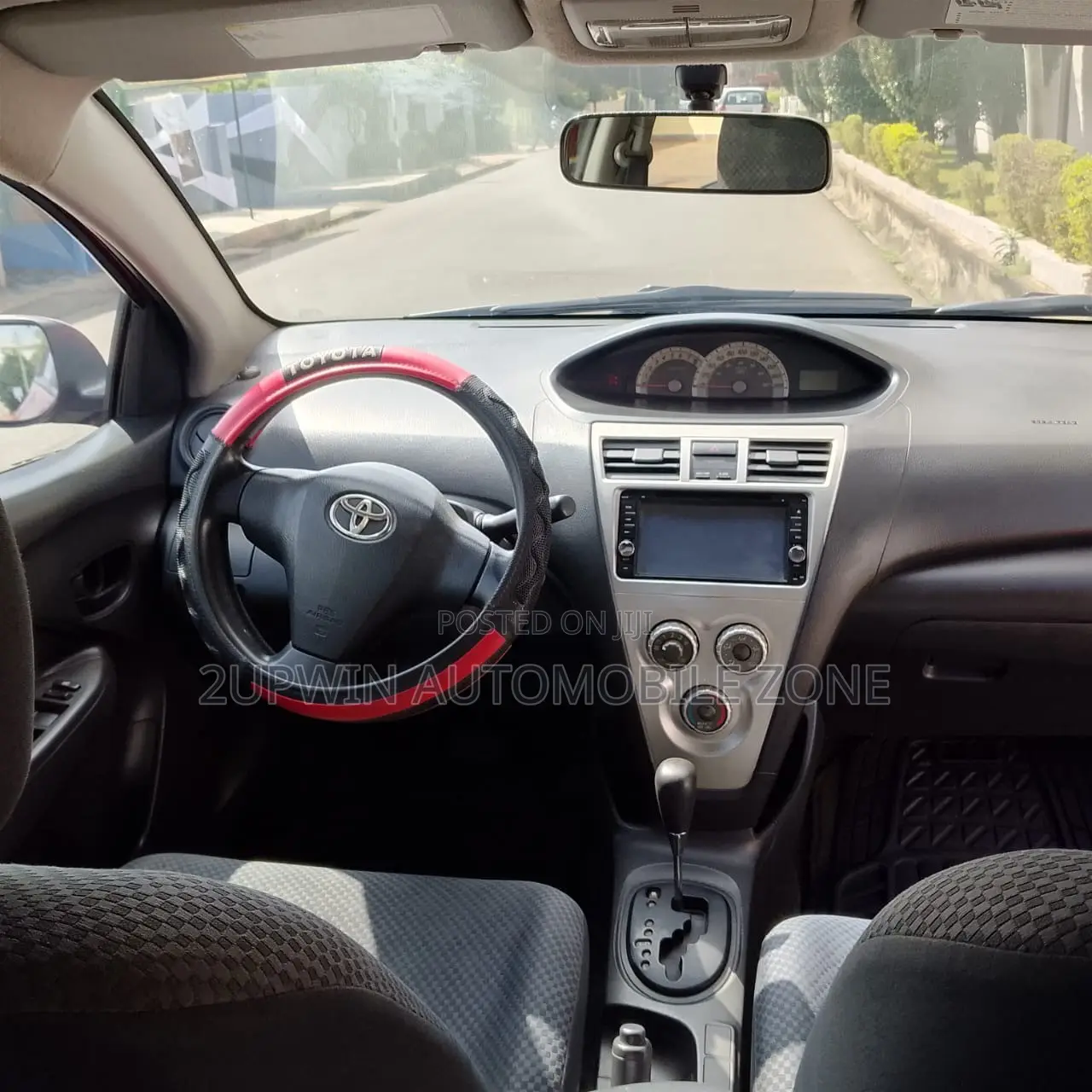 Toyota Yaris 2010