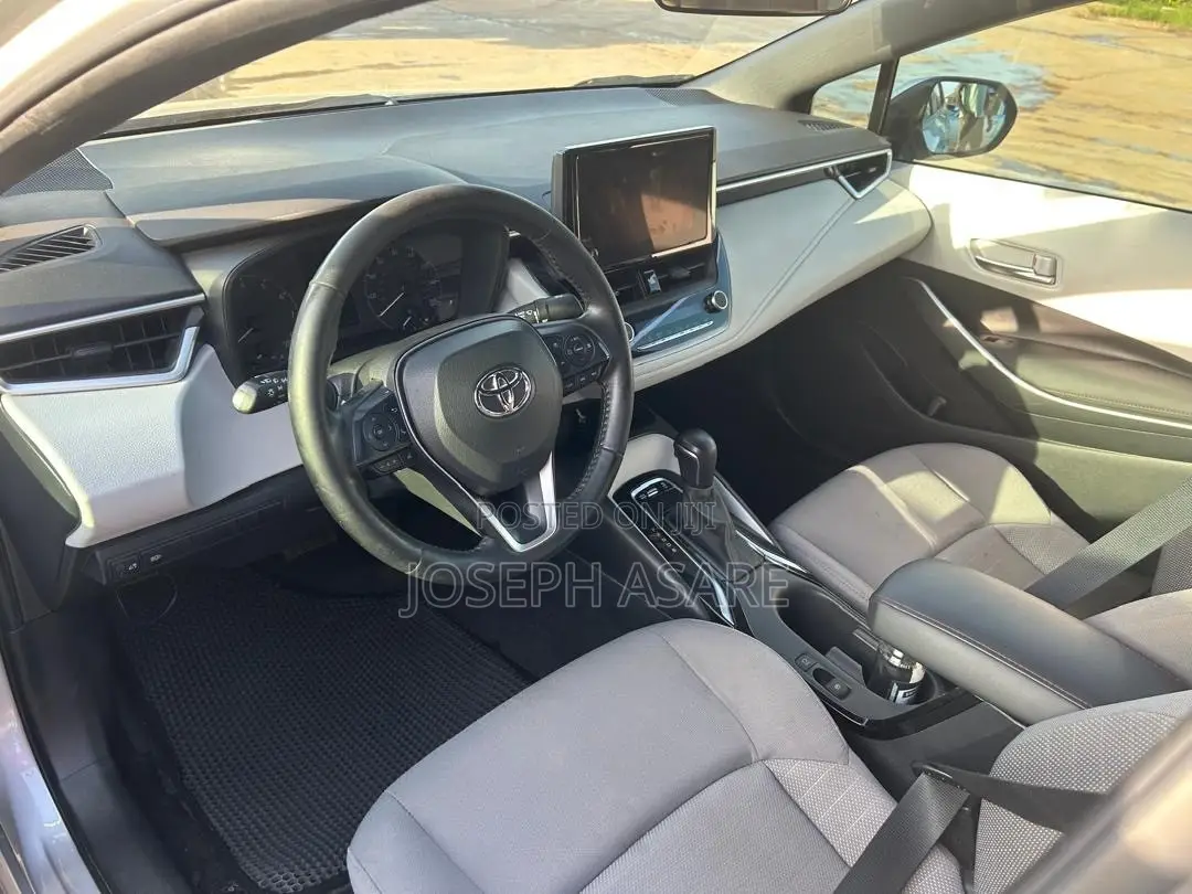 Toyota Corolla SE 2023