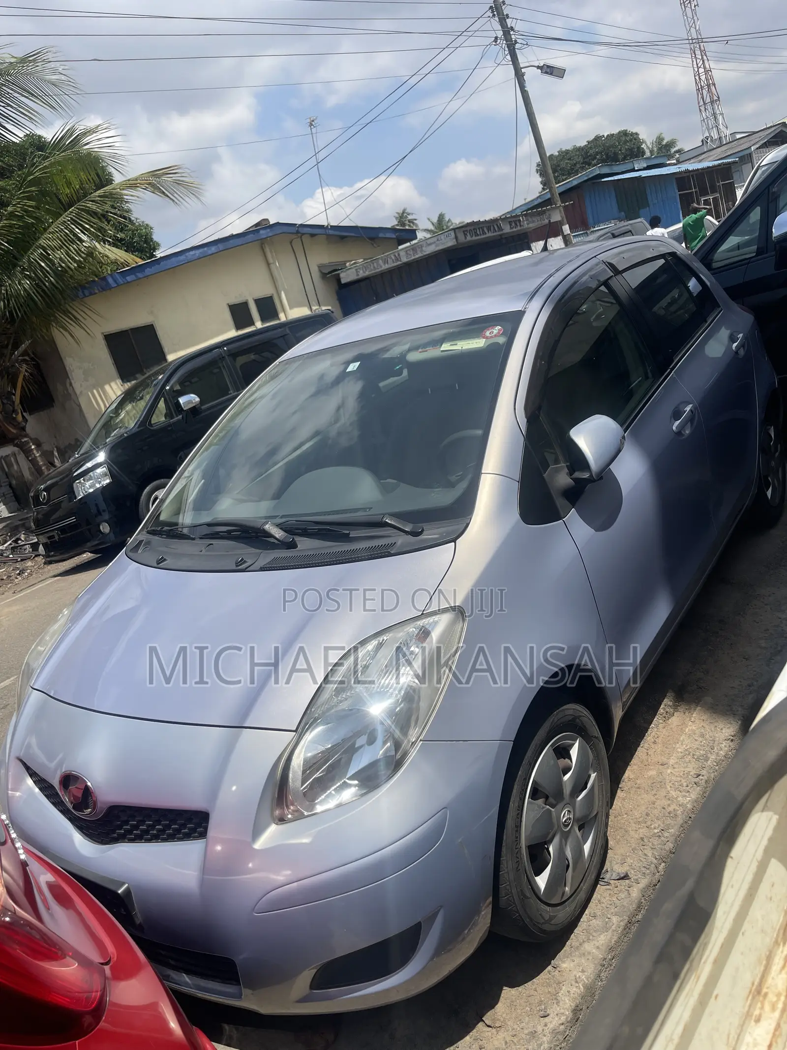 Toyota Vitz 1.3 AWD 5dr 2020 Silver