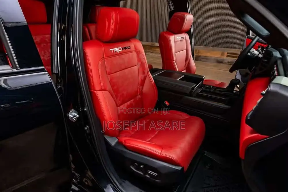 Toyota Sequoia TRD PRO 4WD 2025 Black