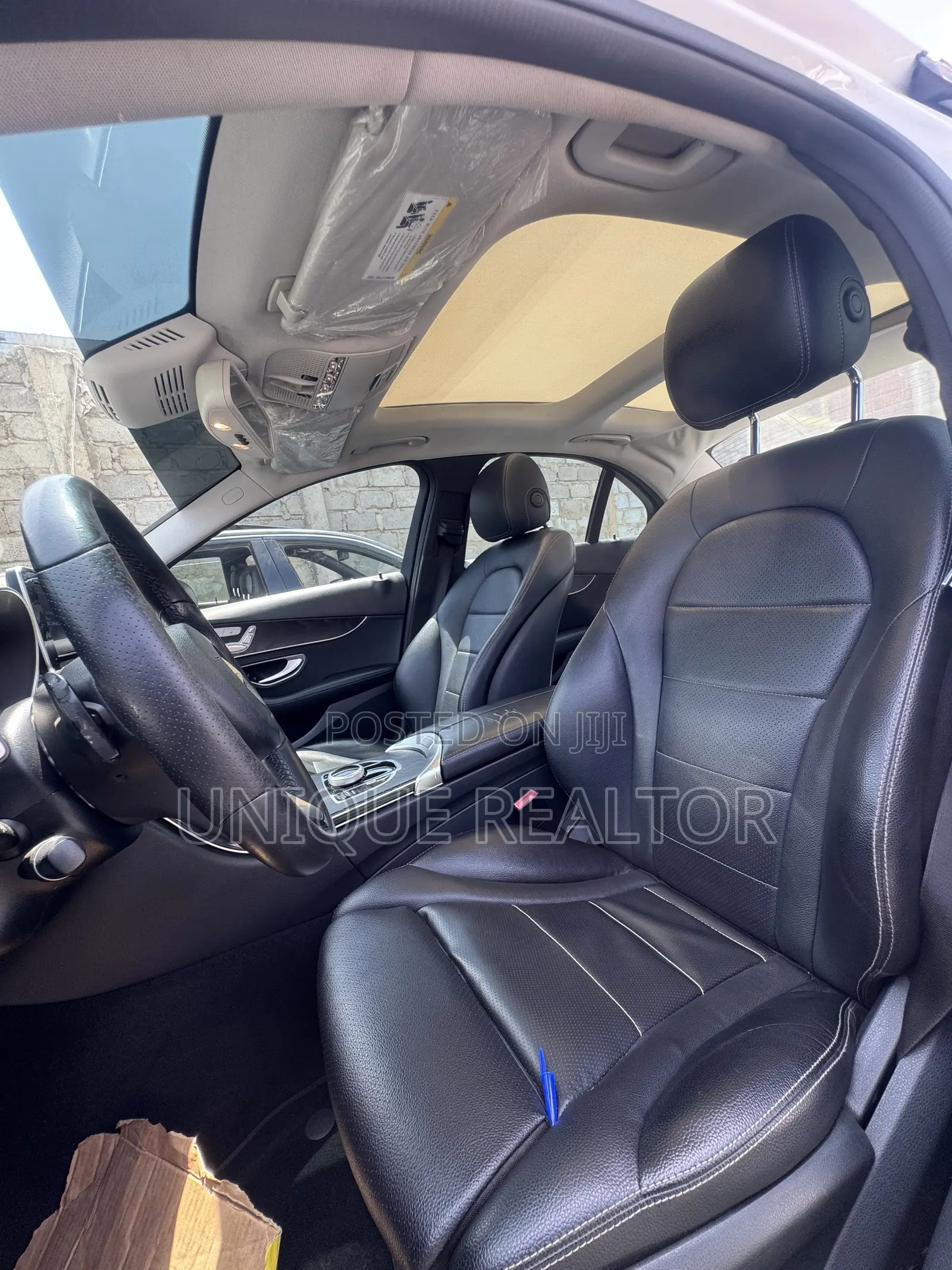Mercedes-Benz C300 Base 4Matic Sedan AWD (2.0L 4cyl 7A) 2017 White