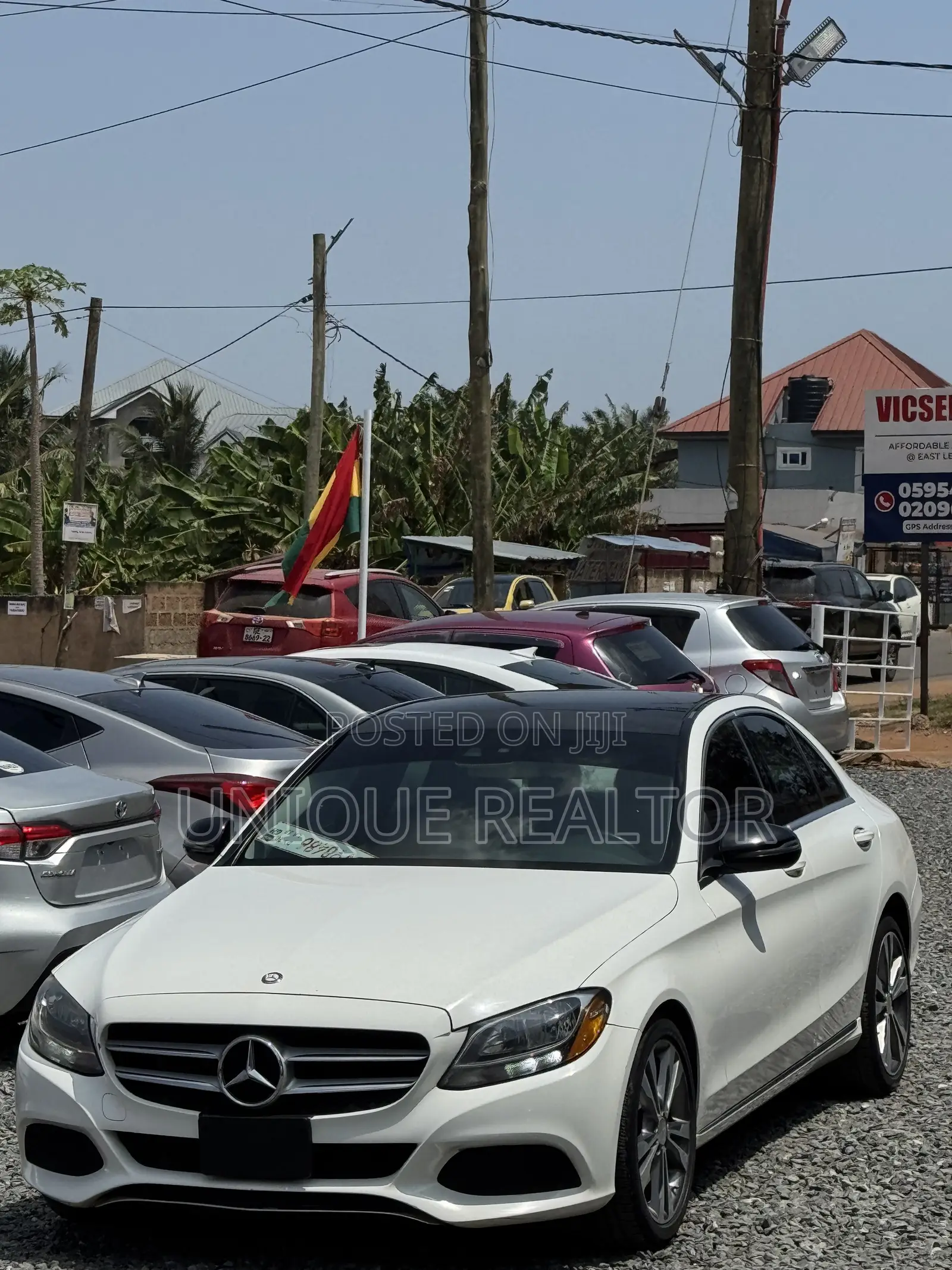 Mercedes-Benz C300 Base 4Matic Sedan AWD (2.0L 4cyl 7A) 2017 White