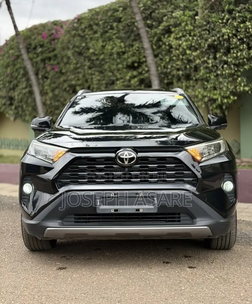 Toyota RAV4 2022 Black