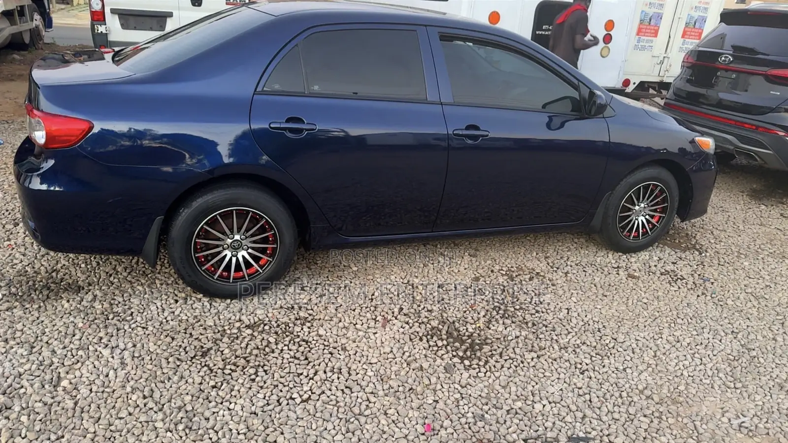 Toyota Corolla LE 4dr Sedan (1.8L 4cyl 4A) 2013 Blue