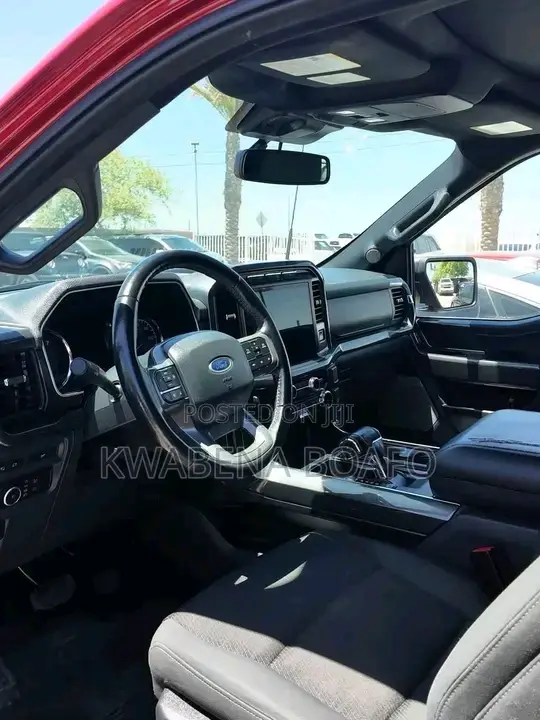 Ford F-150 2022 Red