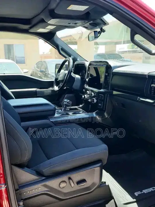 Ford F-150 2022 Red