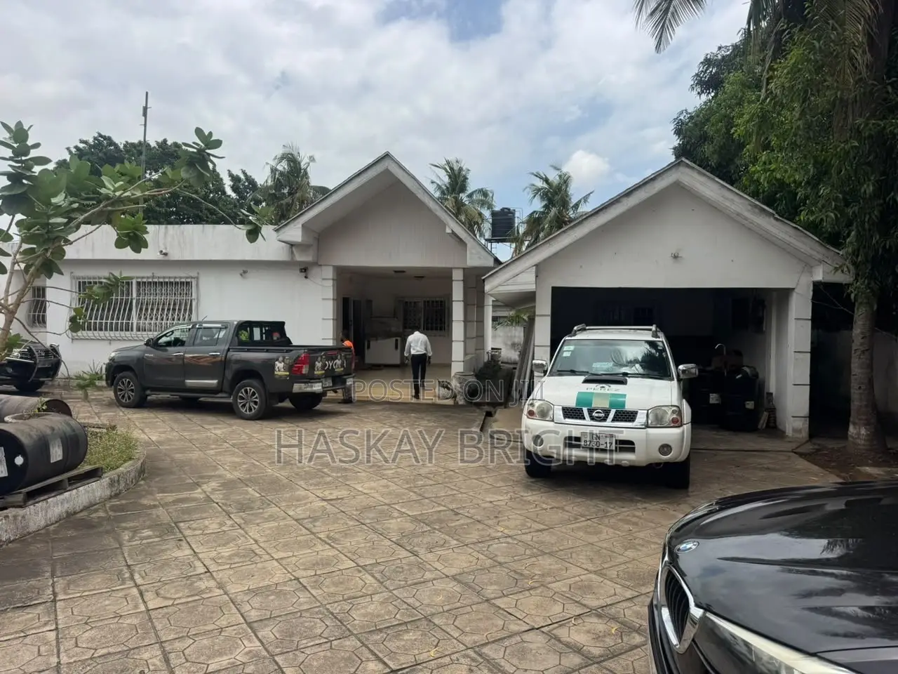 Titled 2 Plots of Land for Sale at Dzorwulu