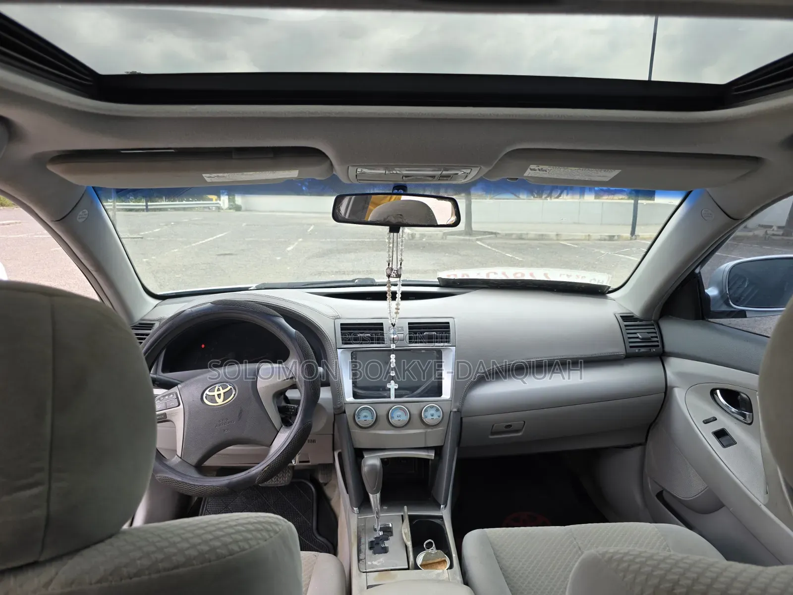 Toyota Camry XLE 4dr Sedan (2.5L 4cyl 6AM) 2010 Silver