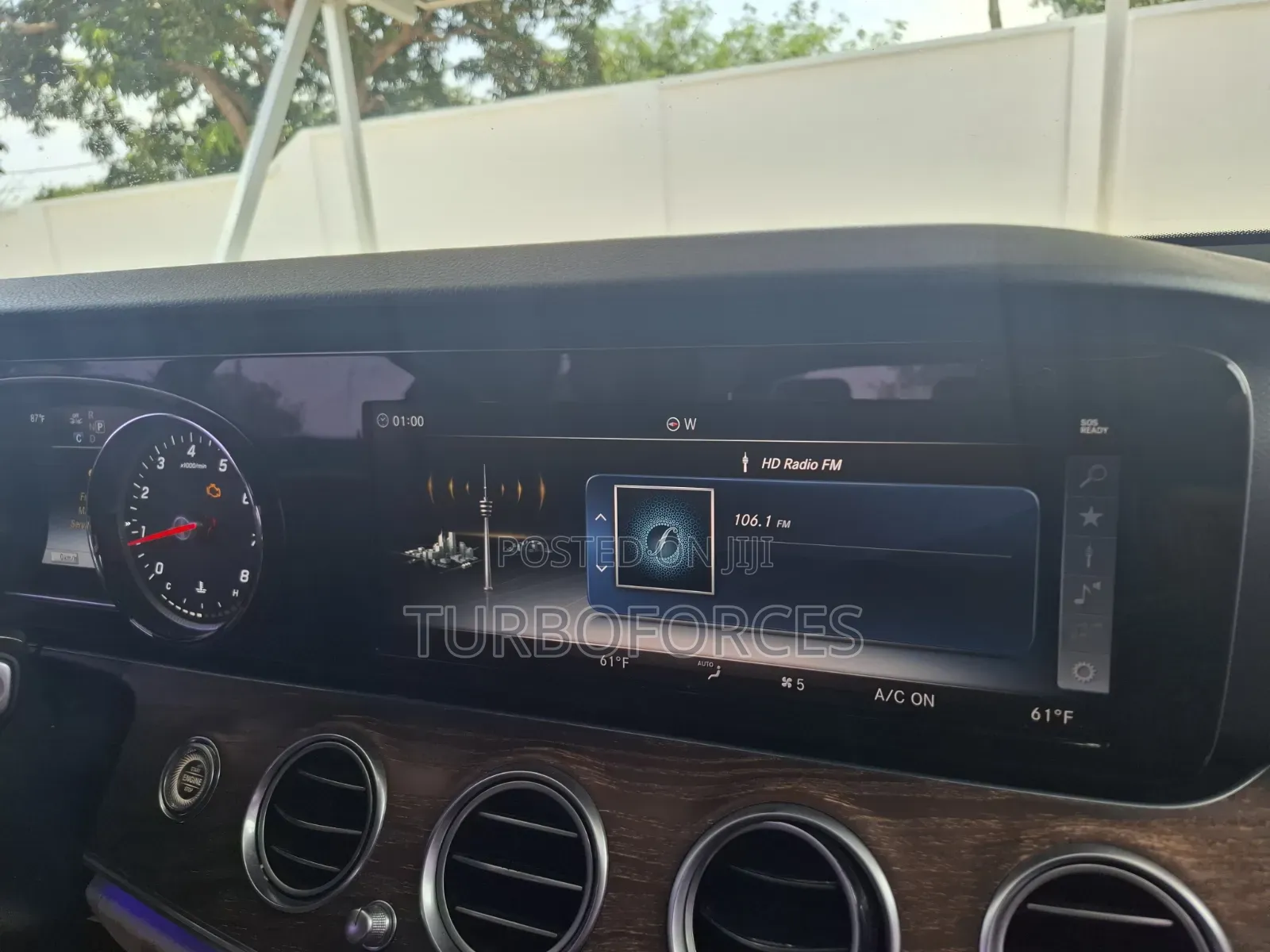 Mercedes-Benz E300 2018 Blue