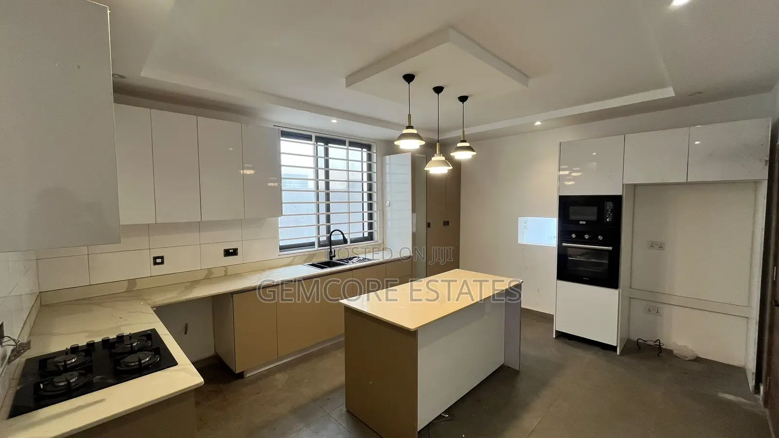 4bdrm House in Ars, East Legon for sale