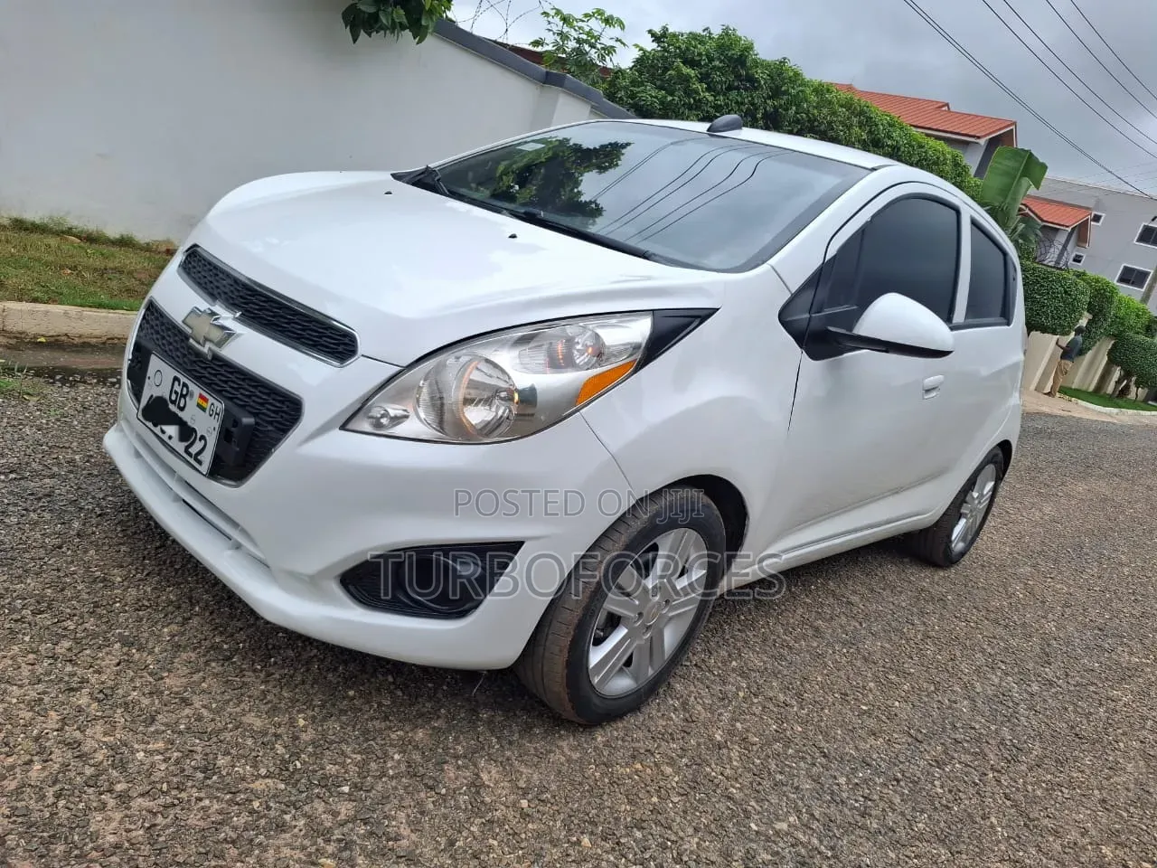 Chevrolet Spark 2015 White