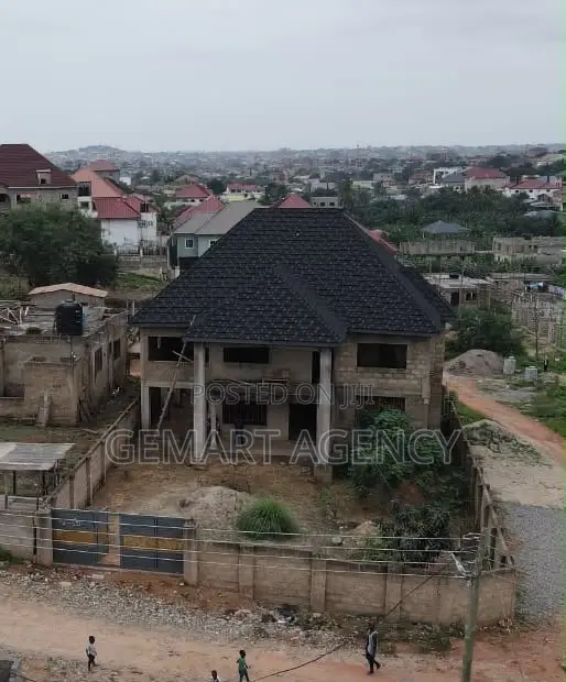 6bdrm House in Taifa Boga Junction for sale