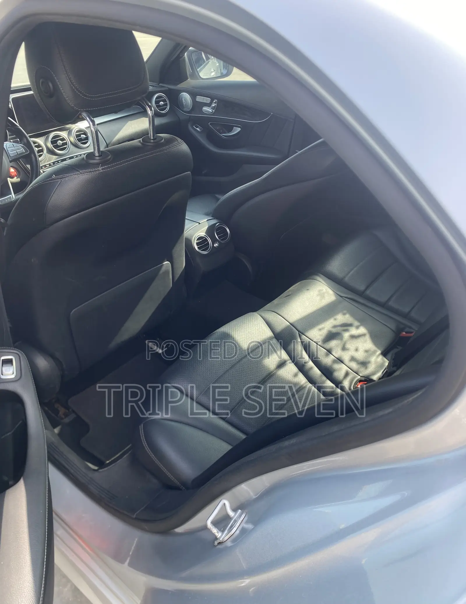 Mercedes-Benz C300 2015 Silver