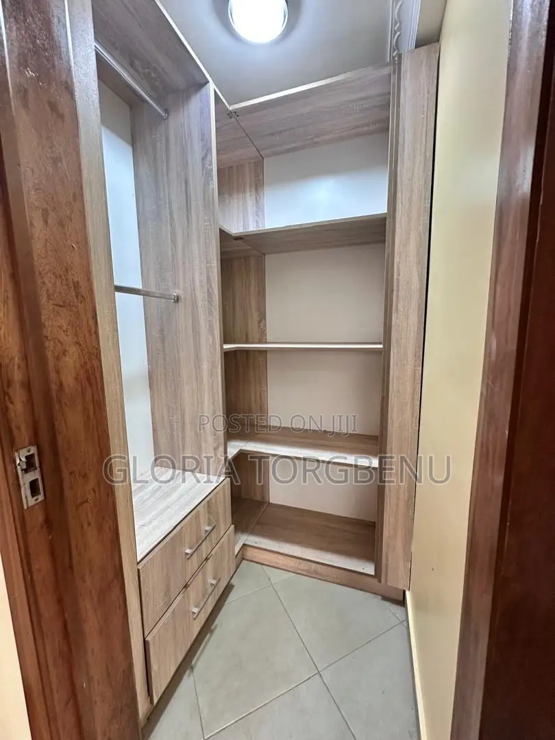 3bdrm House in East Legon for rent