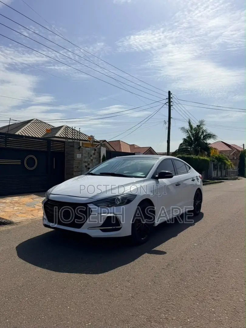 Hyundai Avante 2017 White