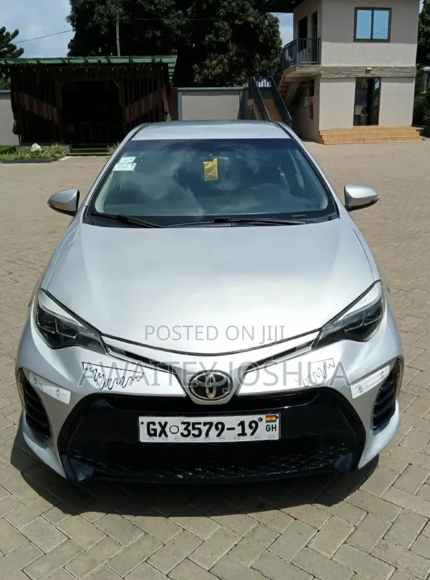 Toyota Corolla 2016 Silver