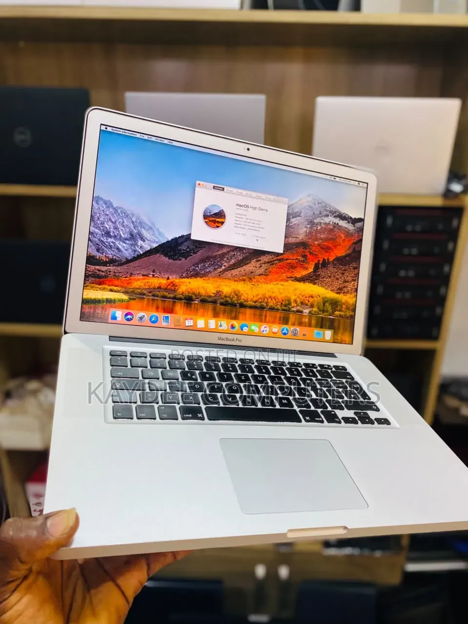 Laptop Apple MacBook 2010 8GB Intel Core i7 SSD 256GB