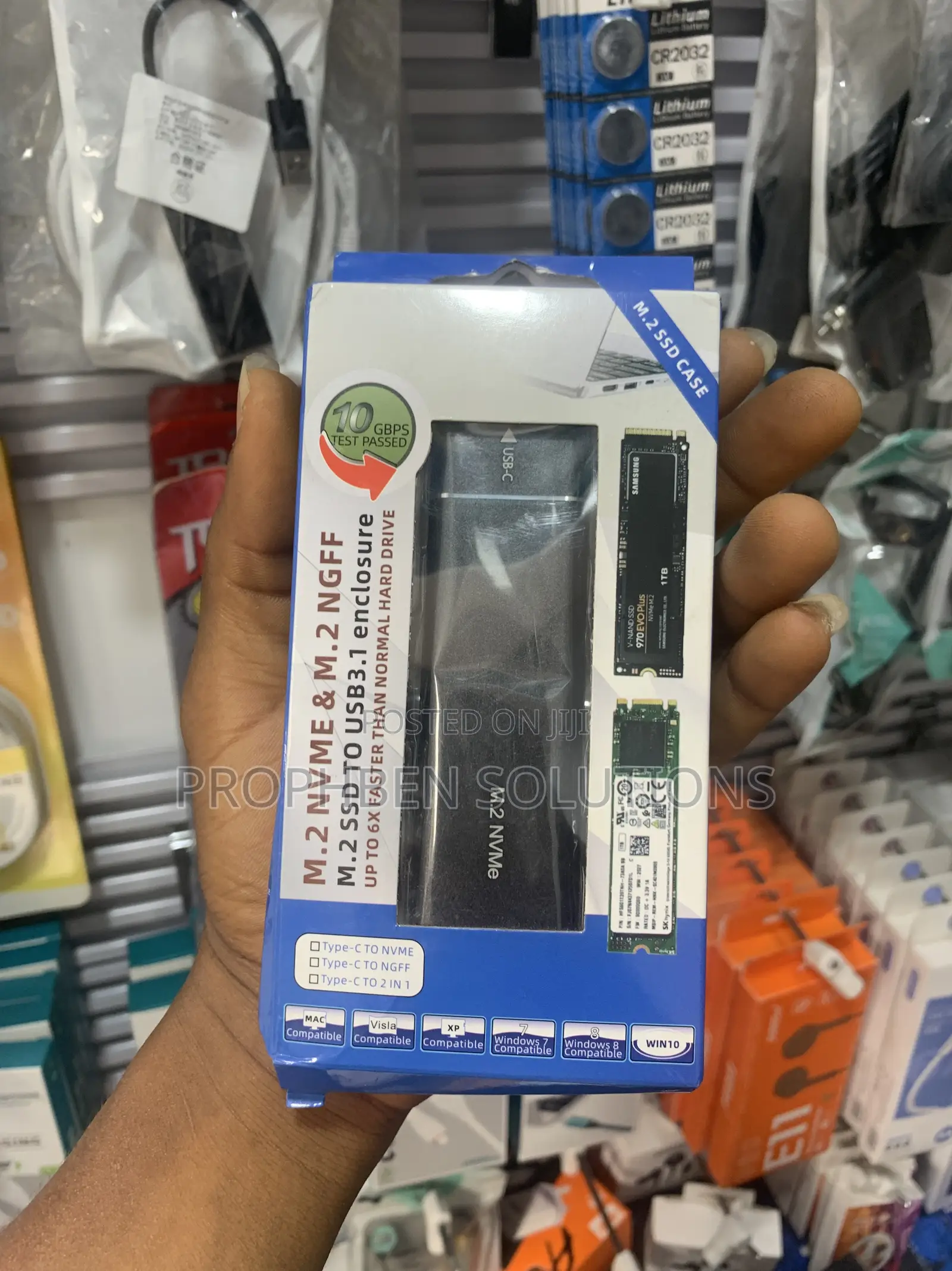 SSD Enclosure – USB 3.1 / Type-C External Case