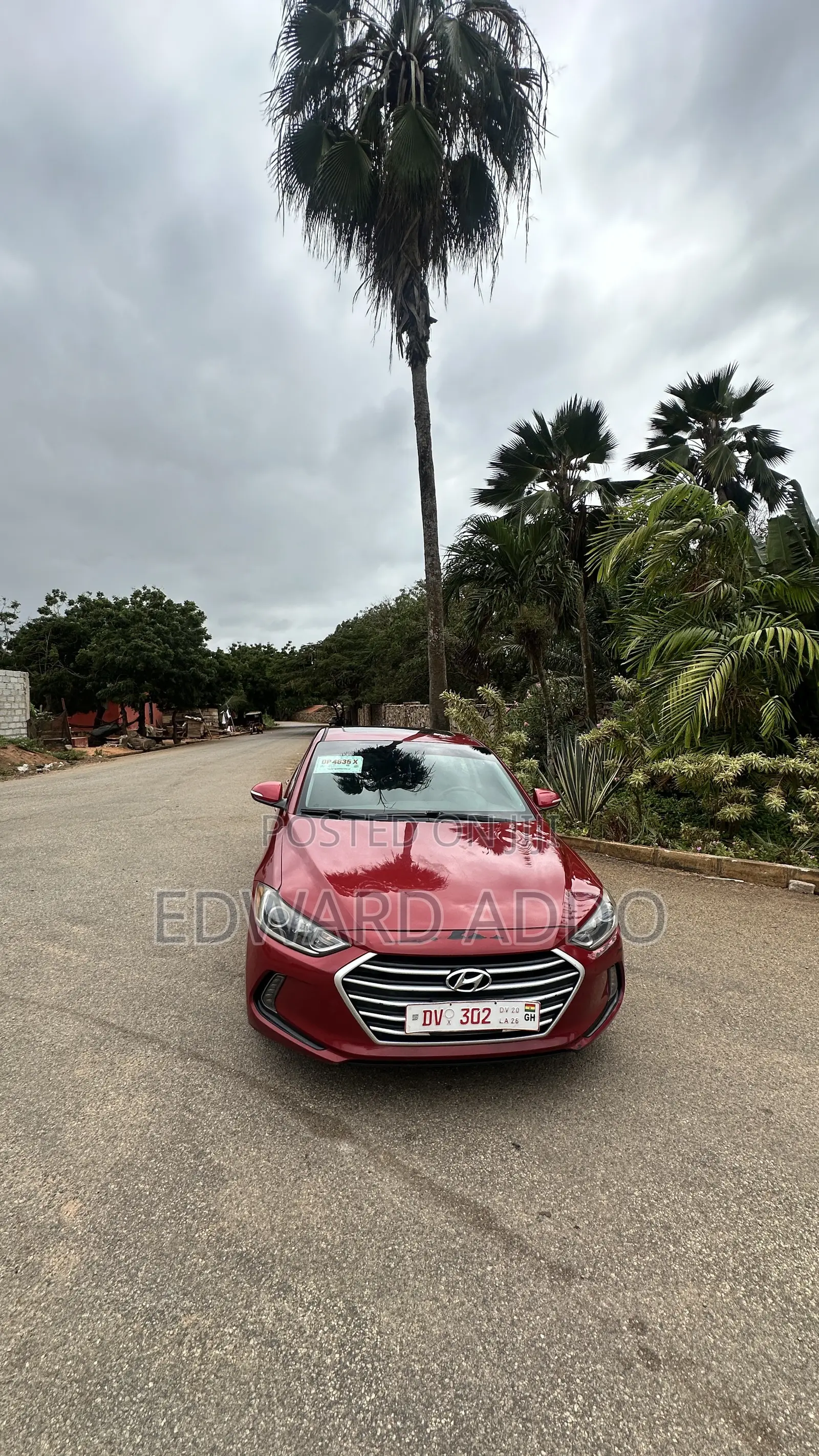 Hyundai Elantra Limited Sedan FWD (2.0L 4cyl 6A) 2017 Red