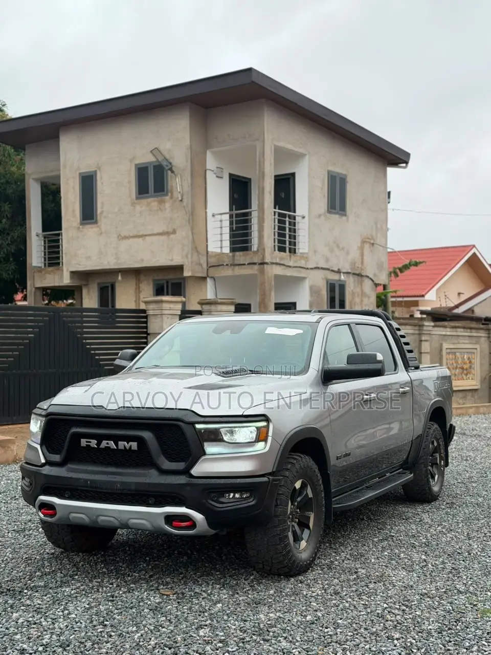 RAM 1500 2022 Gray