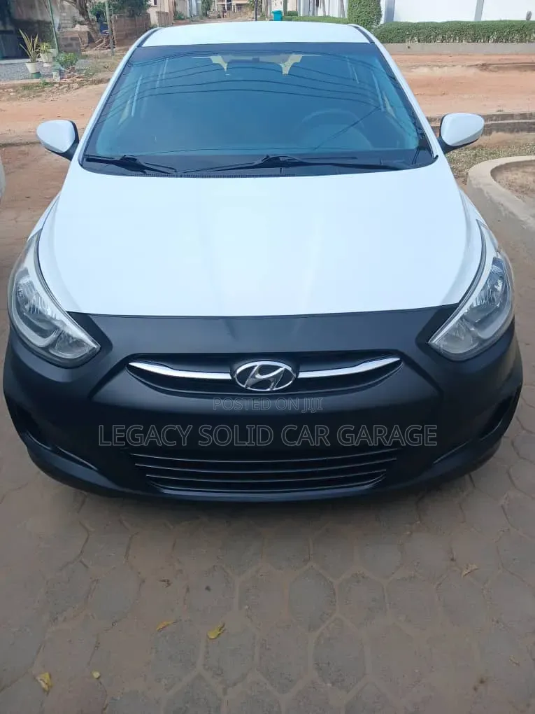 Hyundai Accent 2012 White