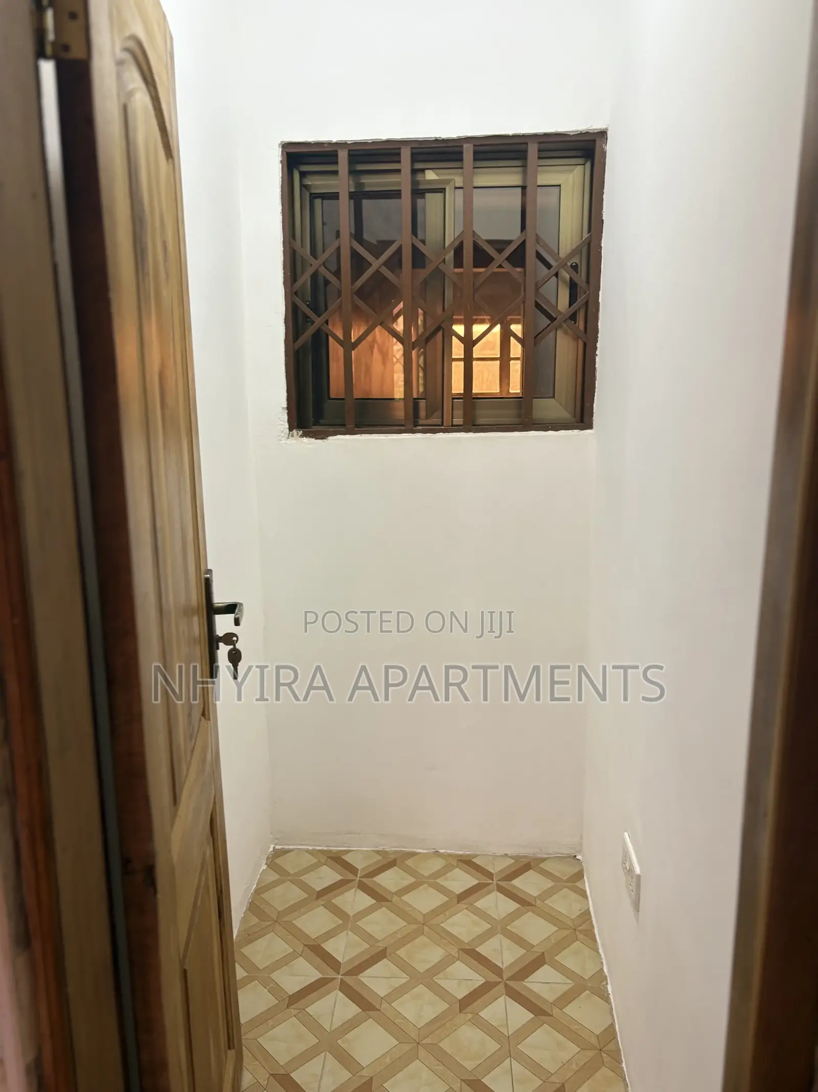 2bdrm Apartment in Nhyira Apartments, Police Station for rent