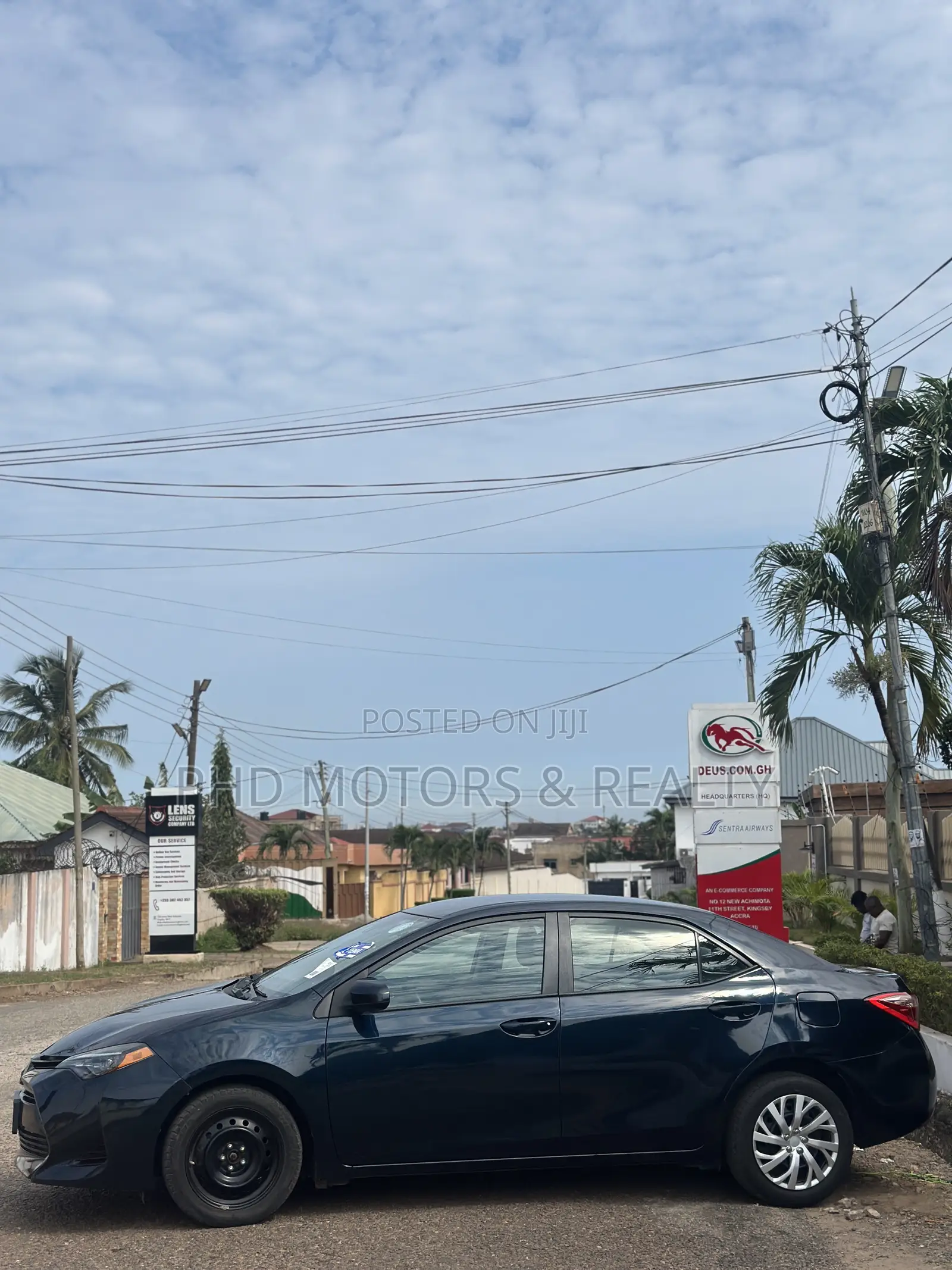 Toyota Corolla LE (1.8L 4cyl 2A) 2018