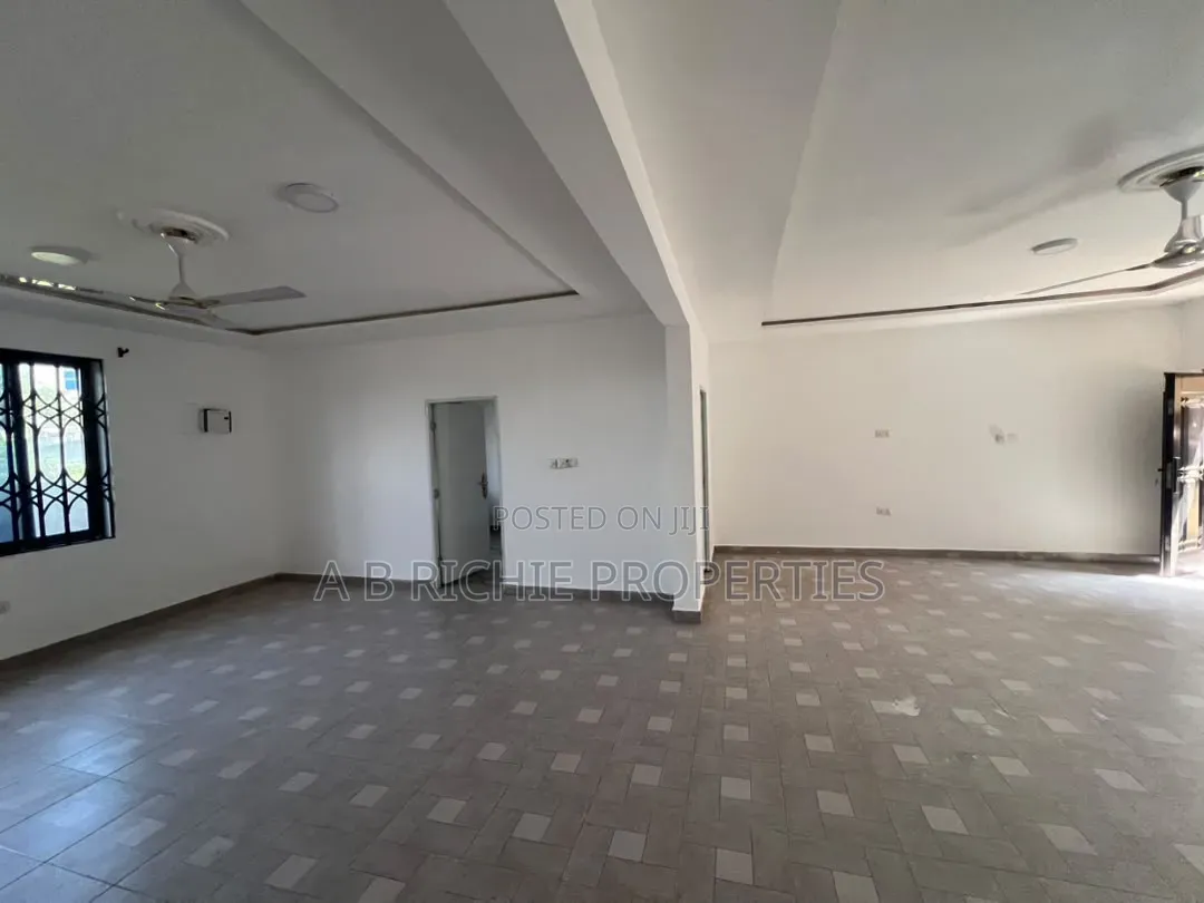 2bdrm Apartment in Ab Richie Properties, Tseaddo for rent