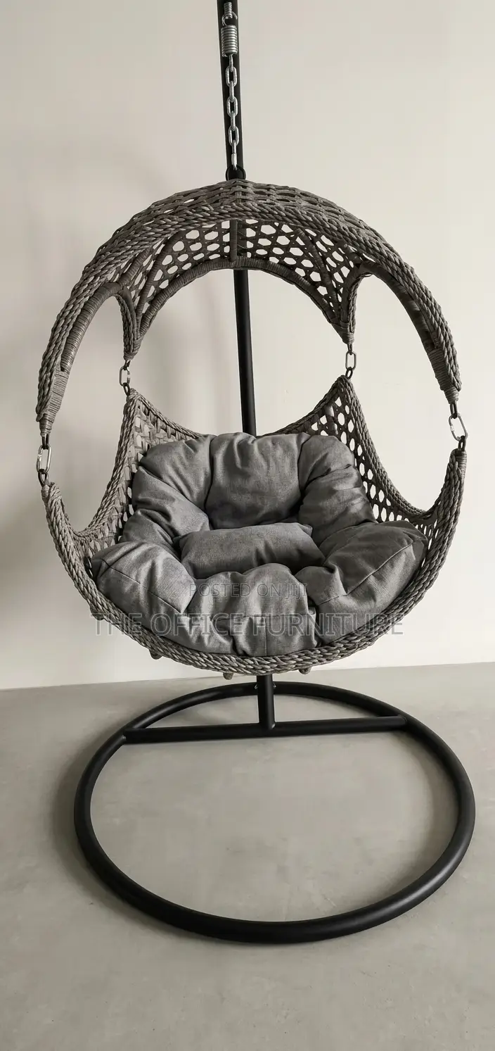Wicker Hanging Egg Chair