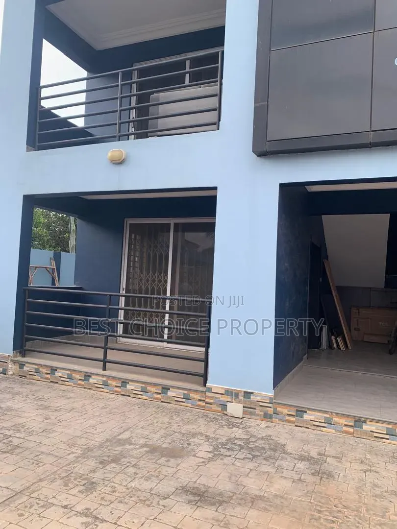 2bdrm Apartment in East Legon, A&C Mall Area for rent