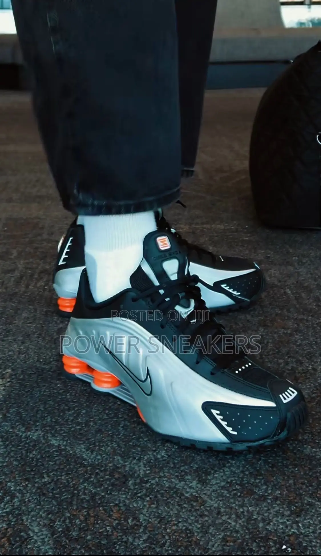 Nike Shox R4 Orange